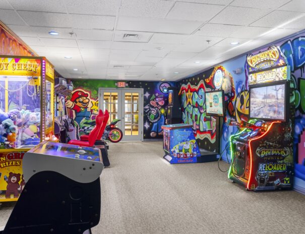Arcade and game room seating at Riverside Hotel, Casper WY